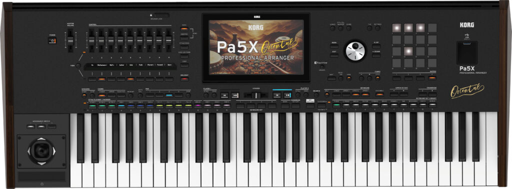 TECLADO PA5X 61 ORIENTAL